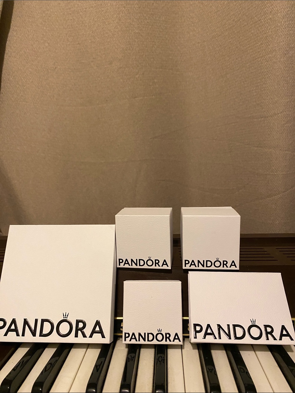 Pandora White Jewelry Box Collection
